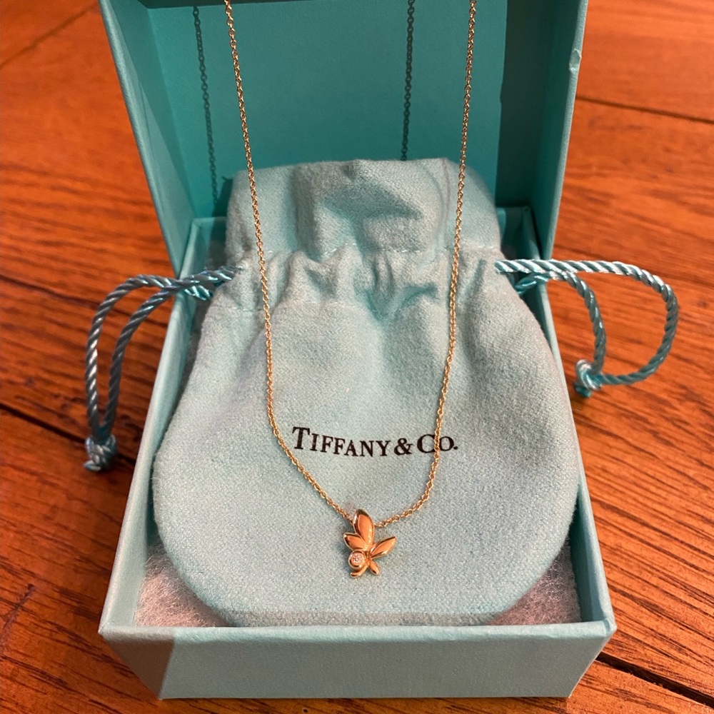 Tiffany & Co. 18k Rose Gold Olive Leaf Pendant
